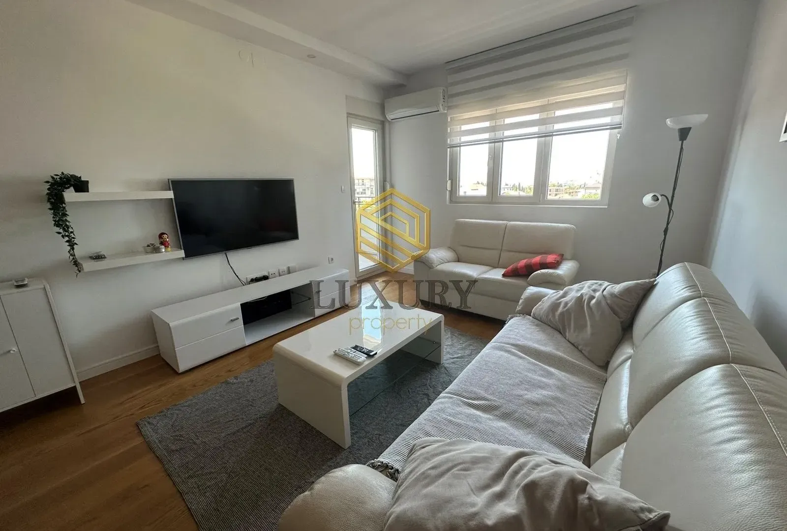 Rent, one bedroom apartment, 49m², Central Point, Podgorica