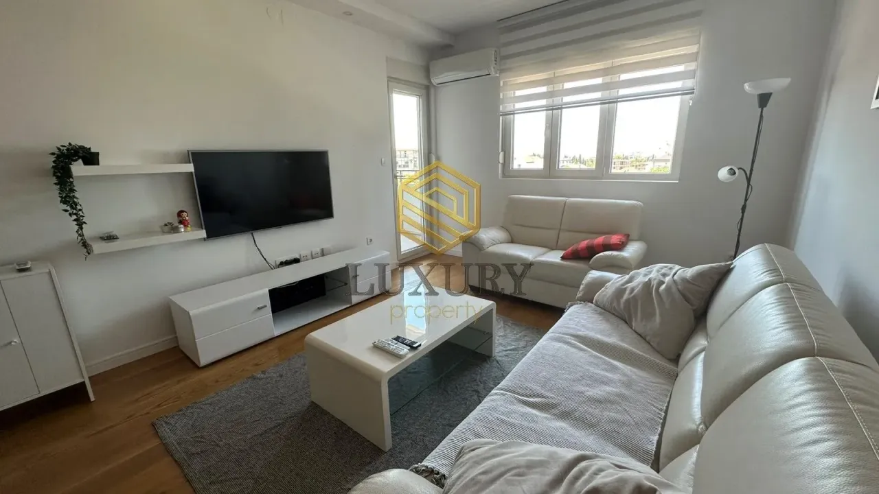 Rent, one bedroom apartment, 49m², Central Point, Podgorica
