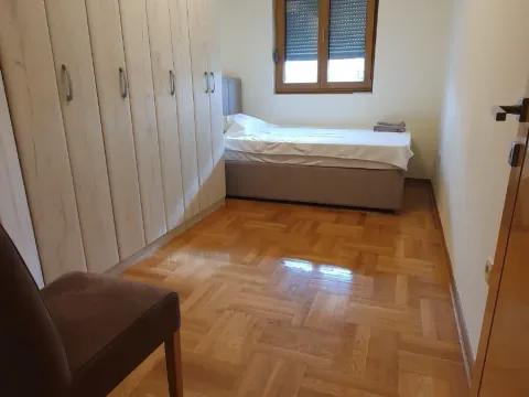 Izdavanje, trosoban stan, 95m², Preko Morače, Podgorica - image 9