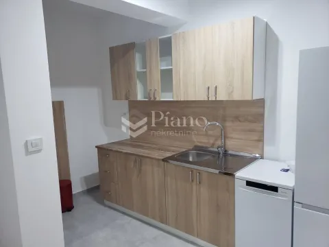 Rent, apartment, 36m², Stara Varoš, Podgorica - image 4