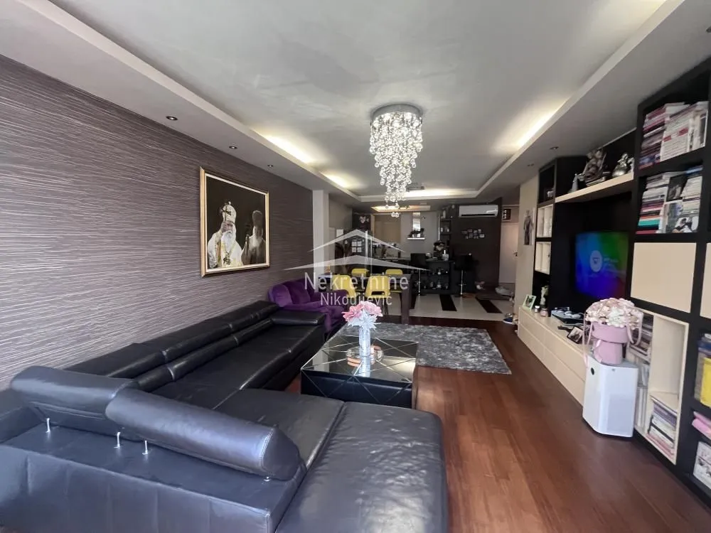 Sale, four bedroom apartment, 167m², Vračar Sve Podlokacije, Beograd