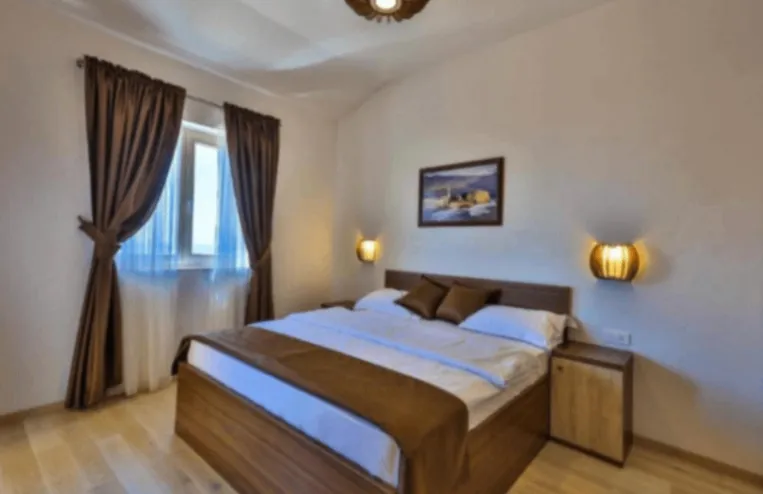 Rent, house, 130m², Reževići, Budva