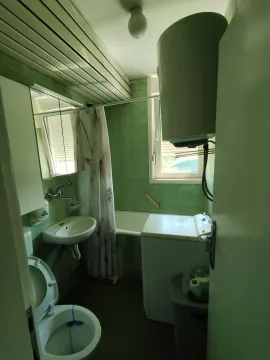 Rent, two bedroom apartment, 60m², Blok 5, Podgorica - image 15