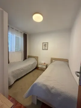 Rent, two bedroom apartment, 85m², Bogišići, Tivat - image 11