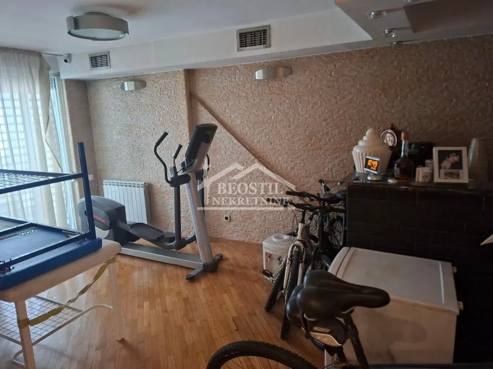 Rent, house, 335m², Bezanijska Kosa 1, Bežanijska Kosa Sve Podlokacije