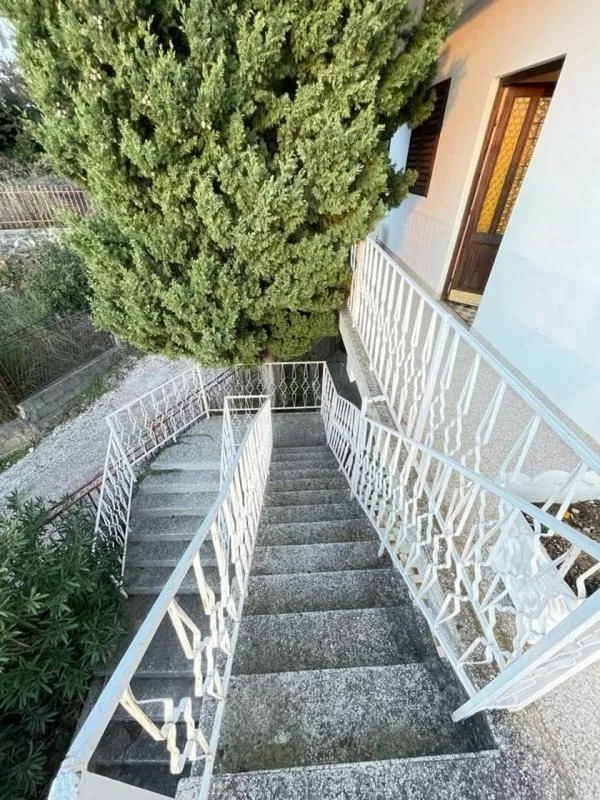 Prodaja, kuća, 158m², Sutomore, Bar