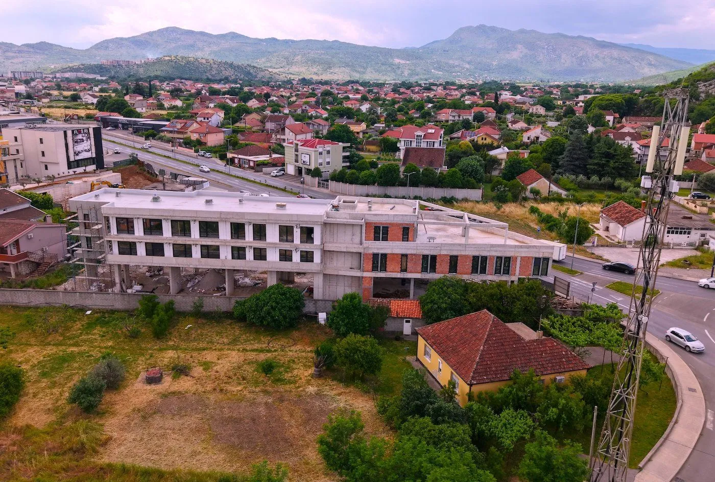 Rent, office space, 2000m², Donja Gorica, Podgorica