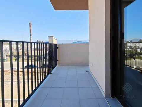 Izdavanje, jednosoban stan, 50m², Zabjelo, Podgorica - image 9