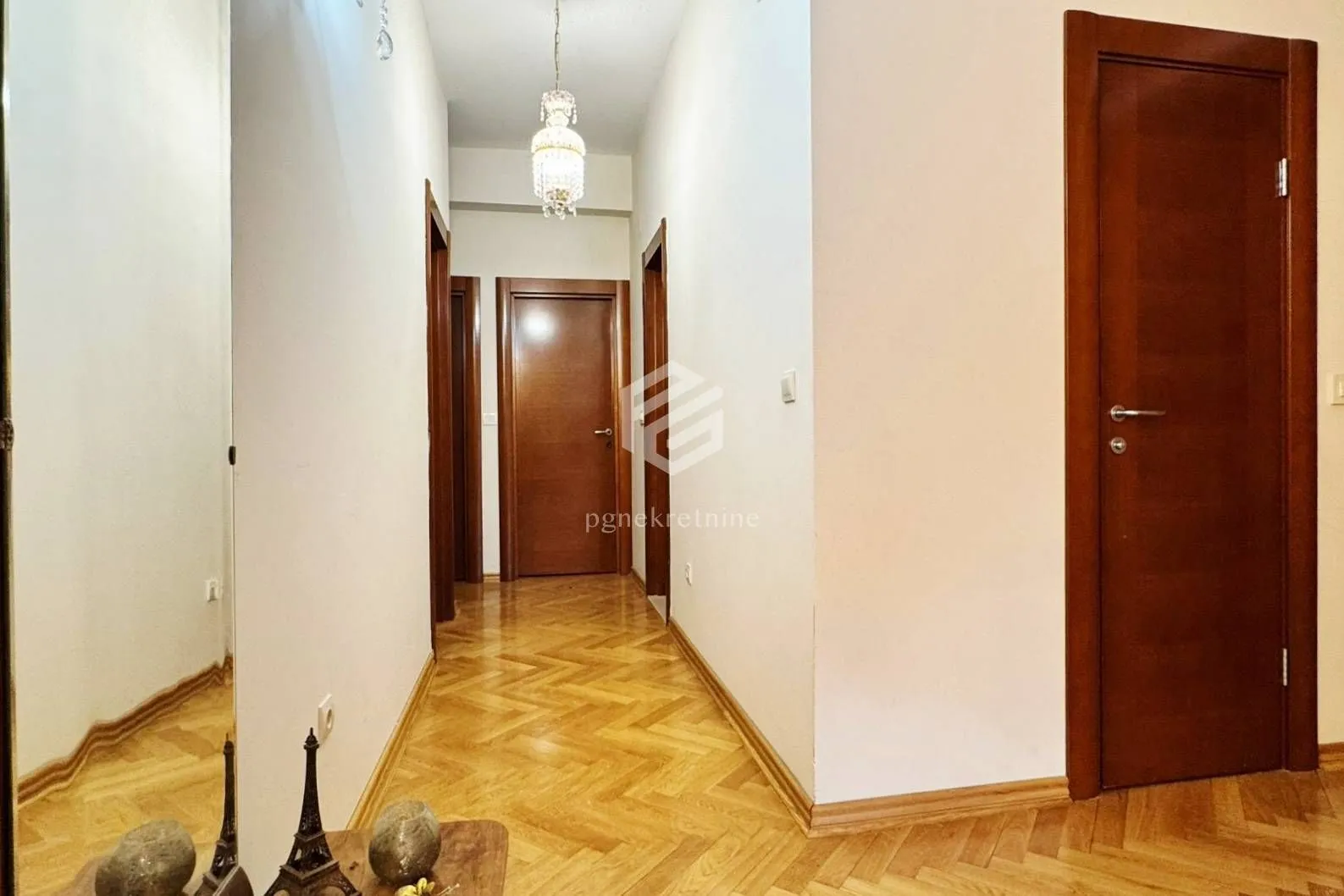 Rent, three bedroom apartment, 115m², Velji Vinogradi, Budva