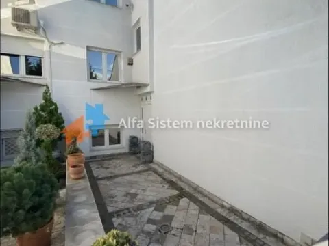 Rent, house, 280m², Savski Venac, Beograd - image 58