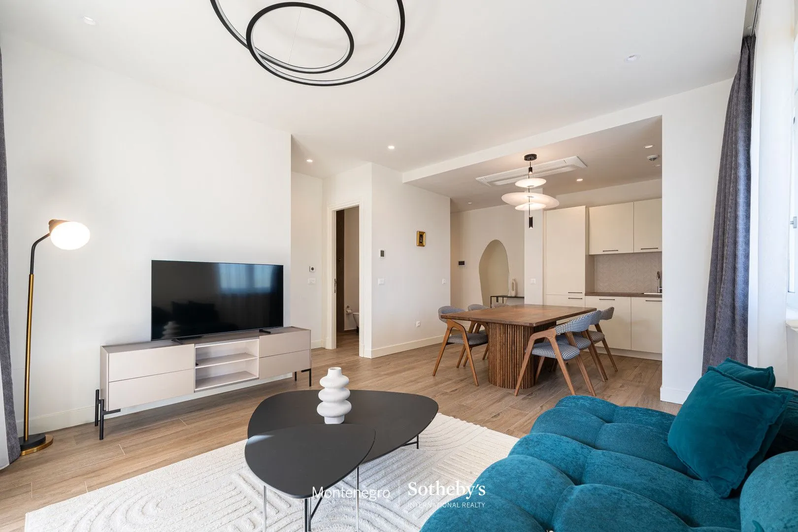 Prodaja, dvosoban stan, 79m², Kotor, Crna Gora