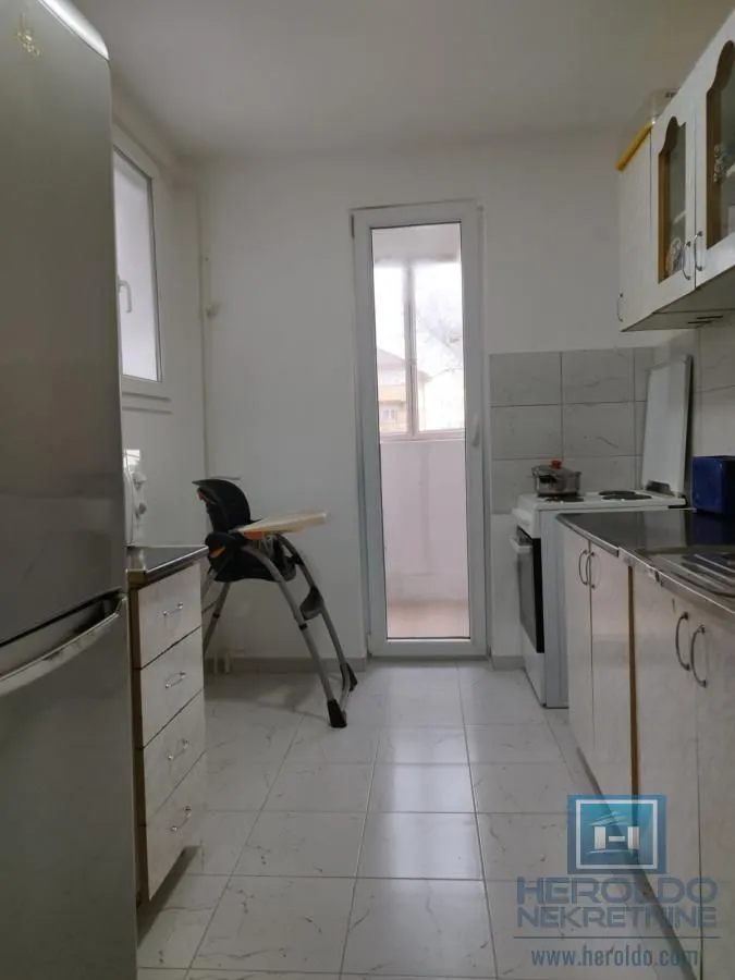 Prodaja, dvosoban stan, 56m², Centar, Jagodina