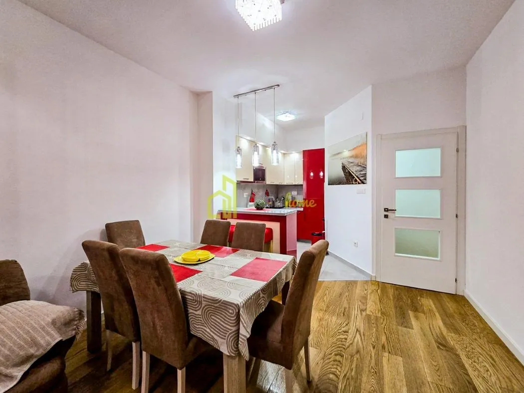 Rent, two bedroom apartment, 75m², Centar, Podgorica