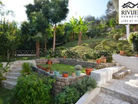 Sale, house, 203m², Njivice, Herceg Novi - image 14