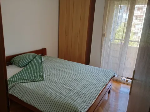 Izdavanje, jednosoban stan, 48m², Blok 6, Podgorica - image 5