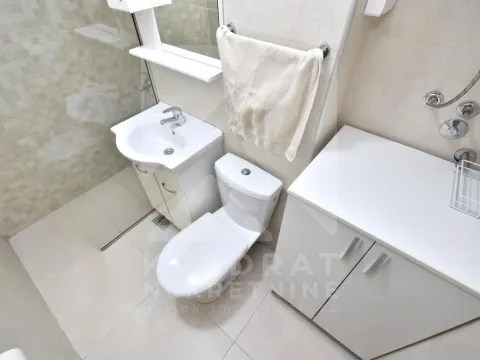 Sale, two bedroom apartment, 71m², Lepa Kata, Podgorica - image 14