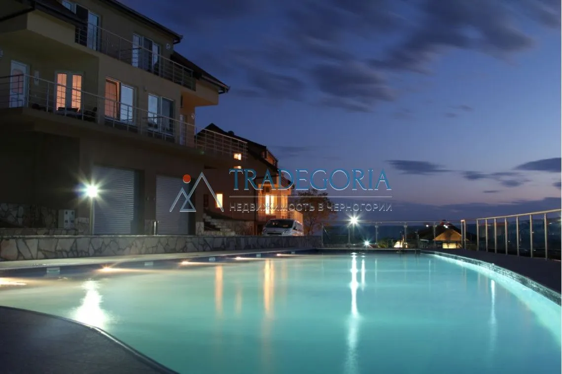 Prodaja, dvosoban stan, 132m², Bar, Crna Gora