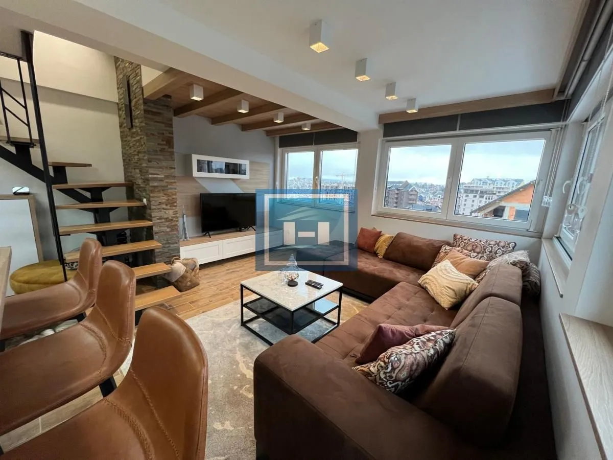 Prodaja, trosoban stan, 59m², Centar, Zlatibor