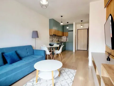Rent, two bedroom apartment, 54m², Centar, Budva - image 10