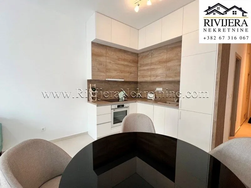 Prodaja, jednosoban stan, 54m², Đenovići, Herceg Novi