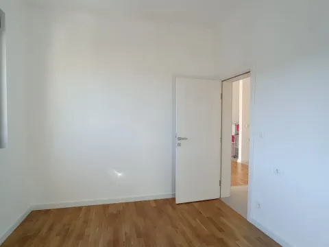 Sale, two bedroom apartment, 61m², Polje, Bar - image 6