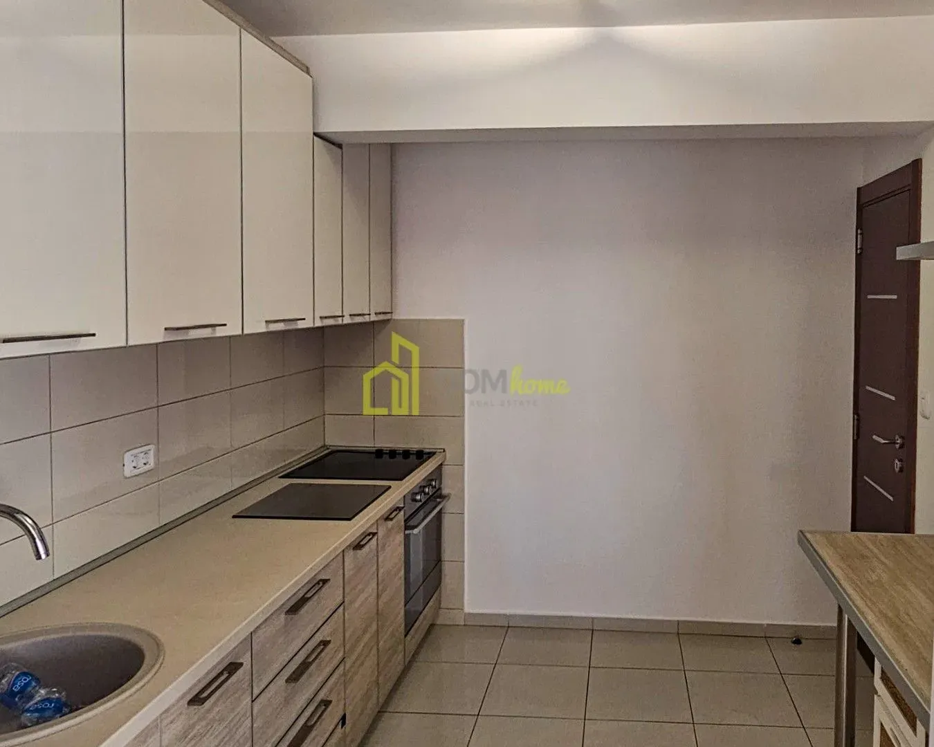 Sale, five bedroom apartment, 175m², Gorica C, Podgorica