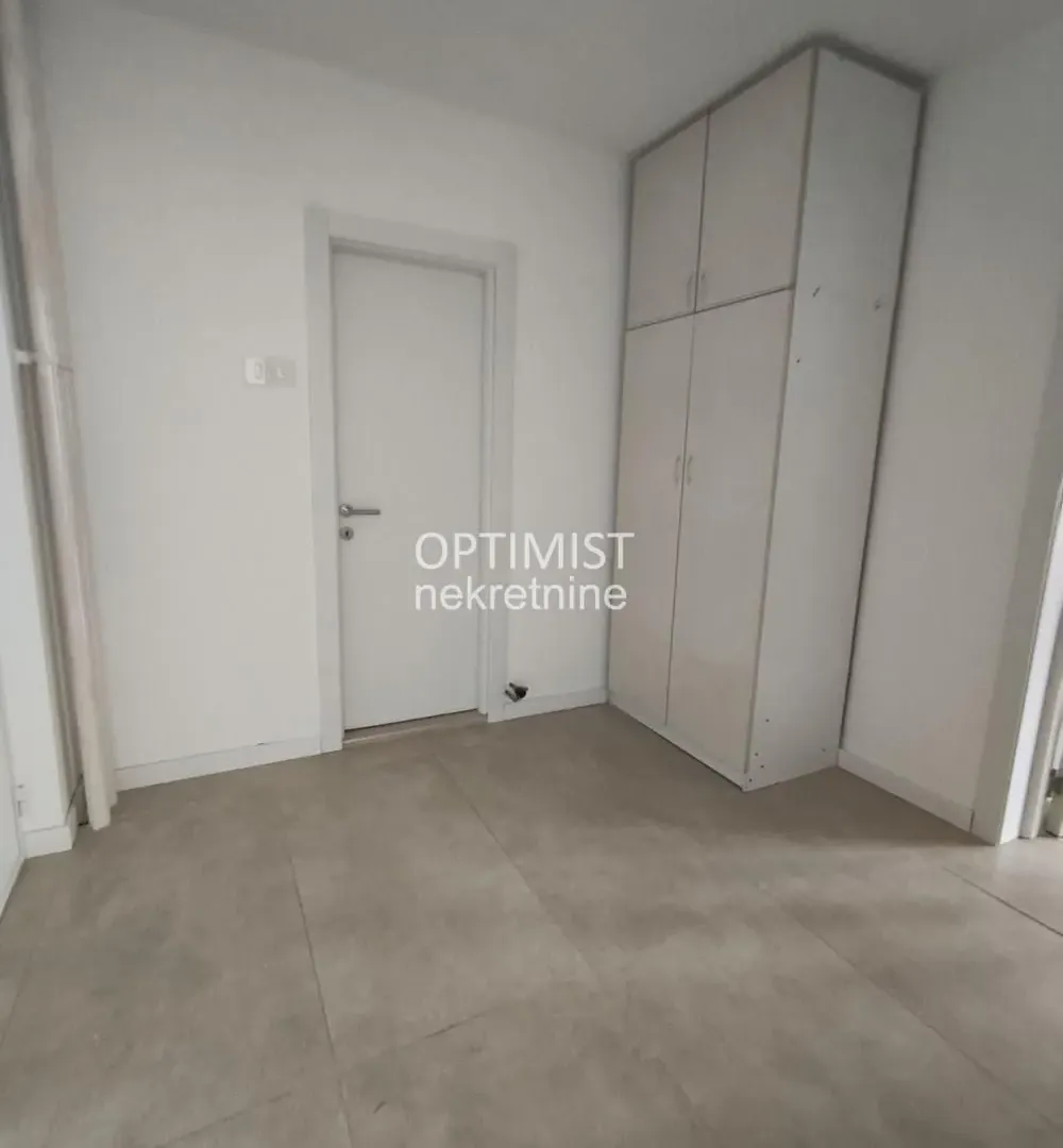 Prodaja, dvosoban stan, 46m², Čukarica, Beograd