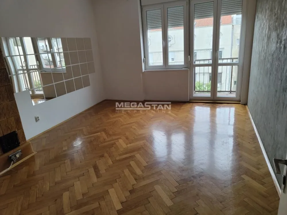 Prodaja, dvosoban stan, 68m², Stari Grad, Beograd