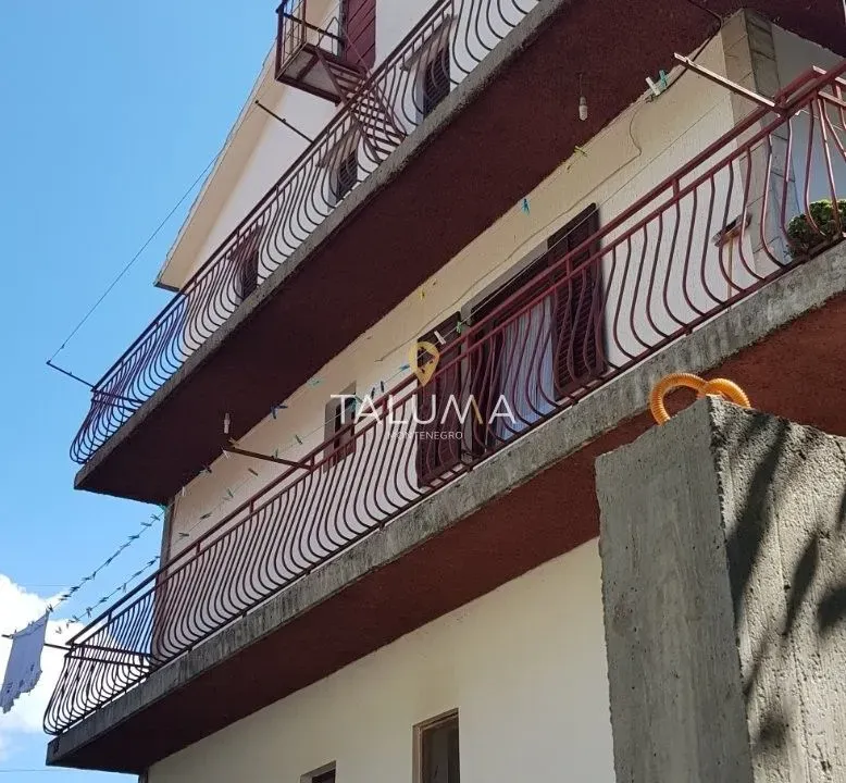 Prodaja, kuća, 315m², Herceg Novi, Crna Gora