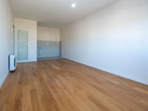 Izdavanje, dvosoban stan, 72m², Central Point, Podgorica - image 7