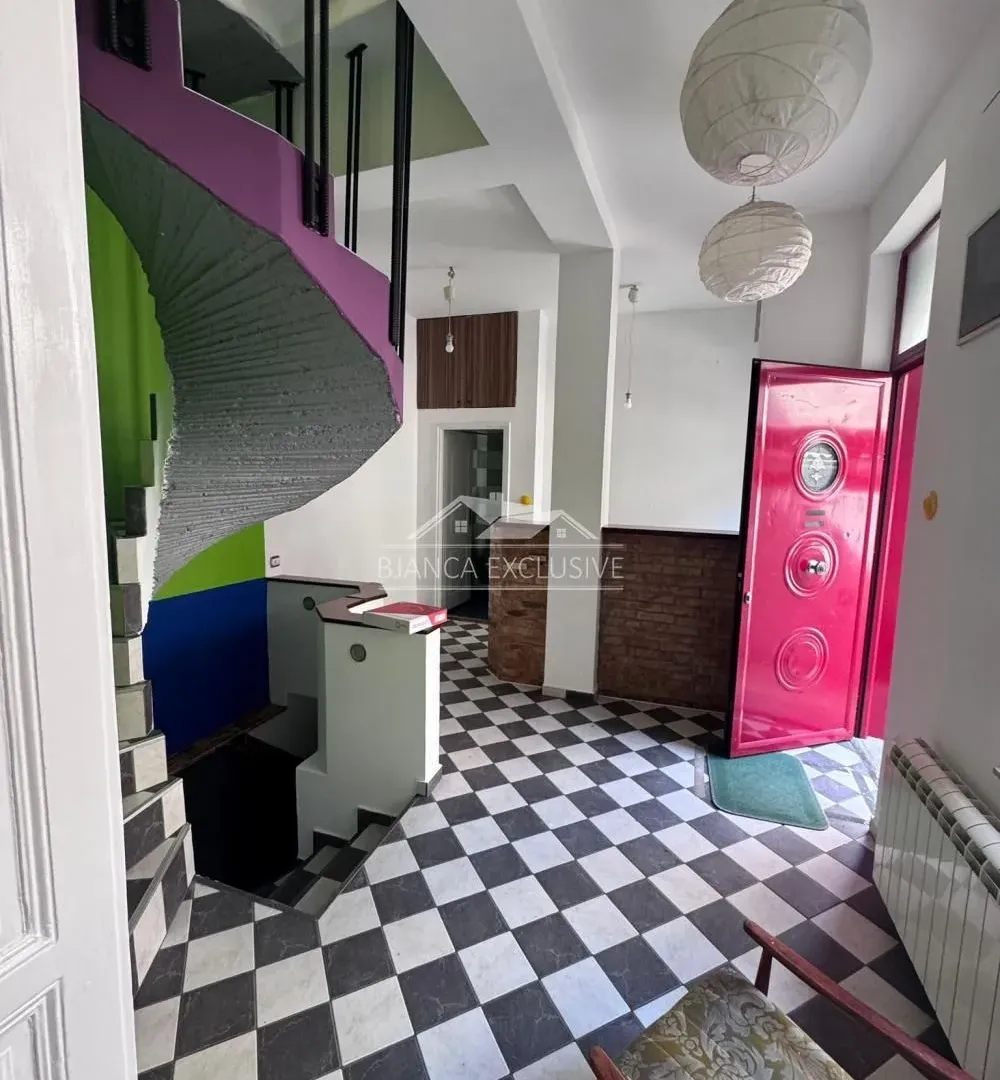 Prodaja, stan, 166m², Vračar Sve Podlokacije, Beograd