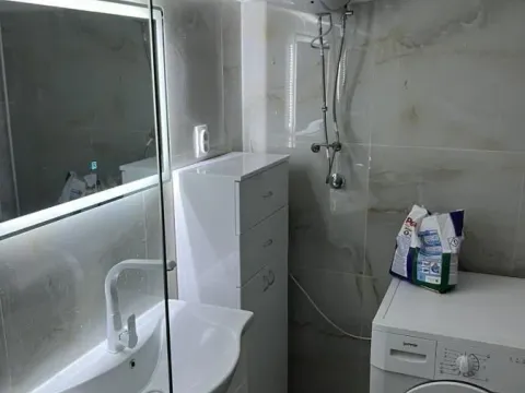 Izdavanje, garsonjera, 29m², Petrovaradin, Novi Sad - image 9