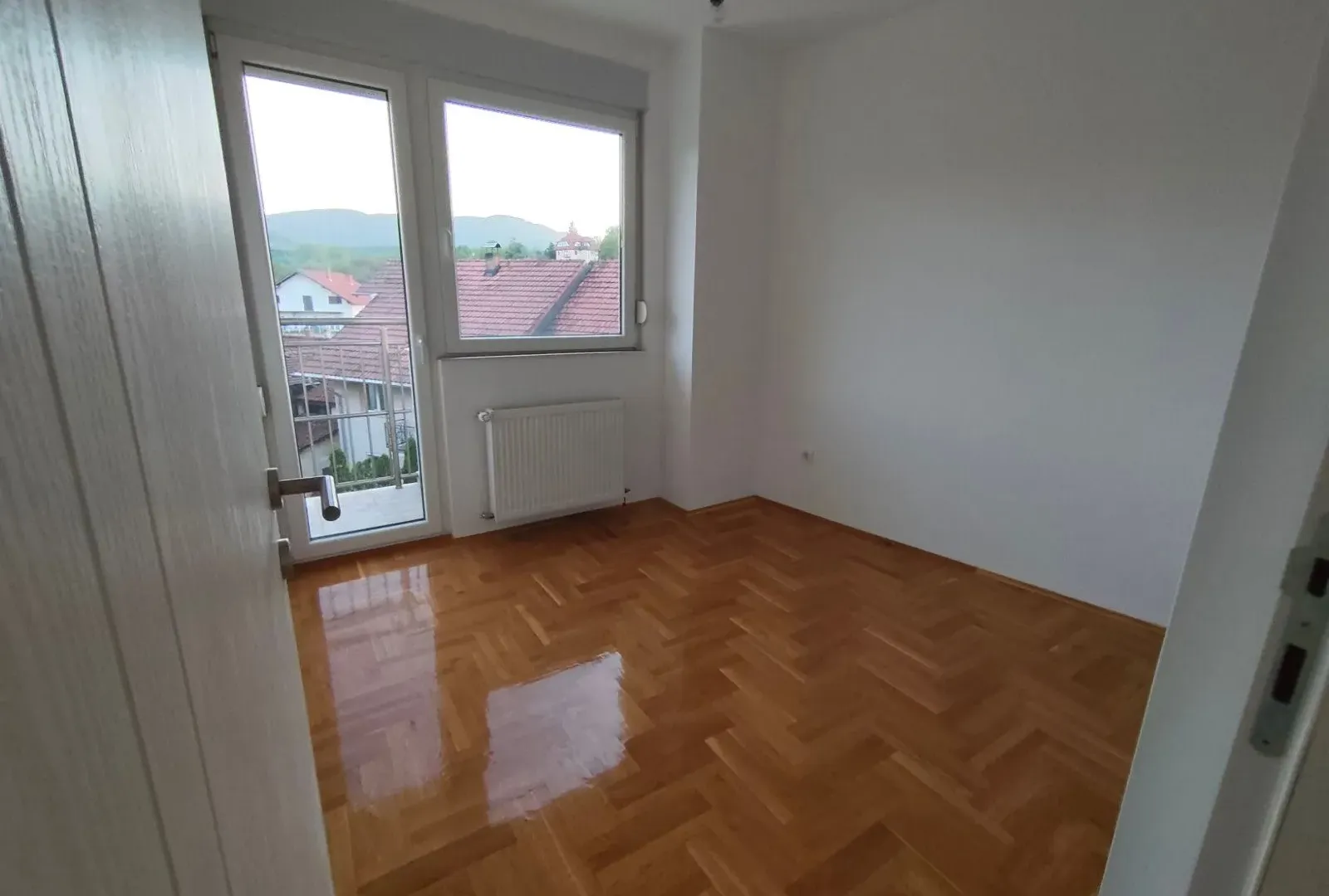 Prodaja, dvosoban stan, 55m², Centar, Loznica
