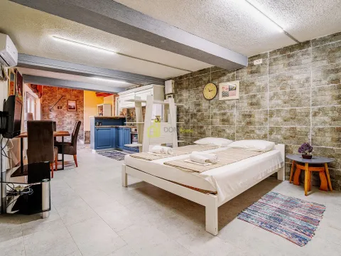 Prodaja, poslovni prostor, 1000m², Bečići, Budva - image 29