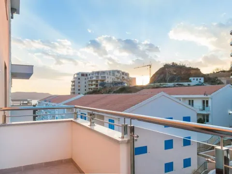 Sale, two bedroom apartment, 89m², Bečići, Budva - image 8