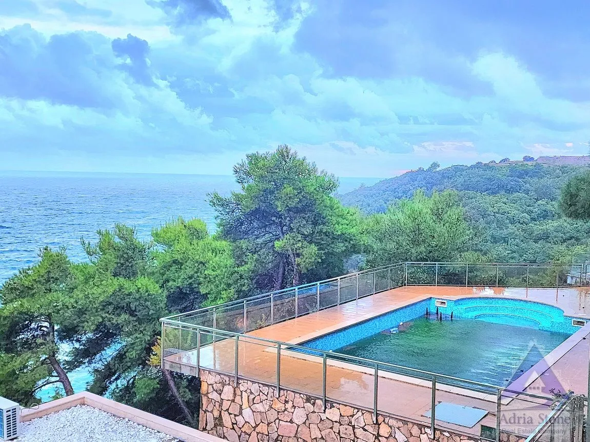Sale, two bedroom apartment, 120m², Komoševina, Budva