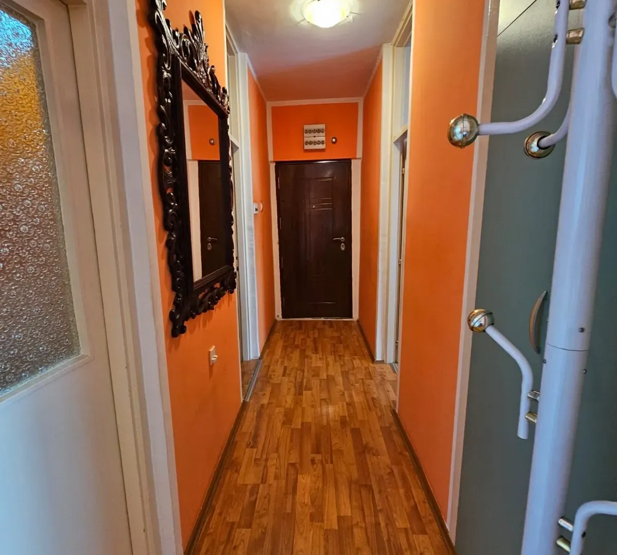 Prodaja, jednosoban stan, 48m², Gintaš, Podgorica