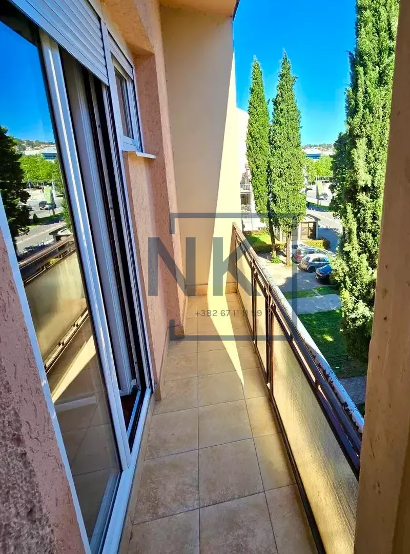 Izdavanje, jednosoban stan, 49m², Centar, Podgorica