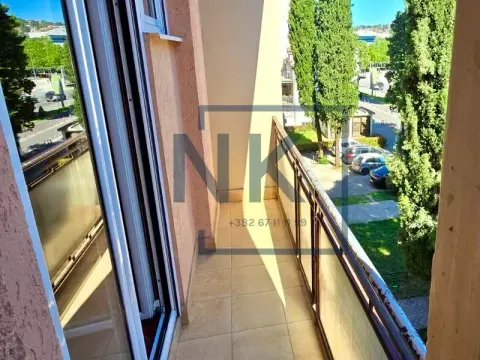 Izdavanje, jednosoban stan, 49m², Centar, Podgorica - image 7