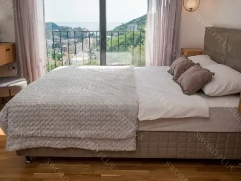 Prodaja, kuća, 160m², Centar, Budva - image 14