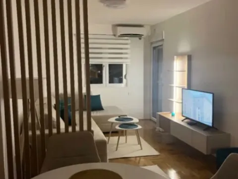 Izdavanje, jednosoban stan, 45m2, City Kvart, Podgorica Izdavanje, jednosoban stan, 45m2, City Kvart, Podgorica