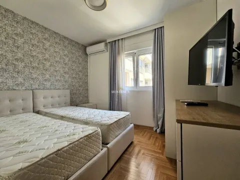 Rent, three bedroom apartment, 103m², Centar, Budva - image 8