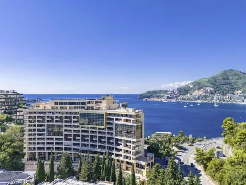 Sale, one bedroom apartment, 50m², Centar, Budva - image 1