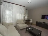 Izdavanje, dvosoban stan, 60m², Bulevar Evrope, Novi Sad Sve Podlokacije - image 2