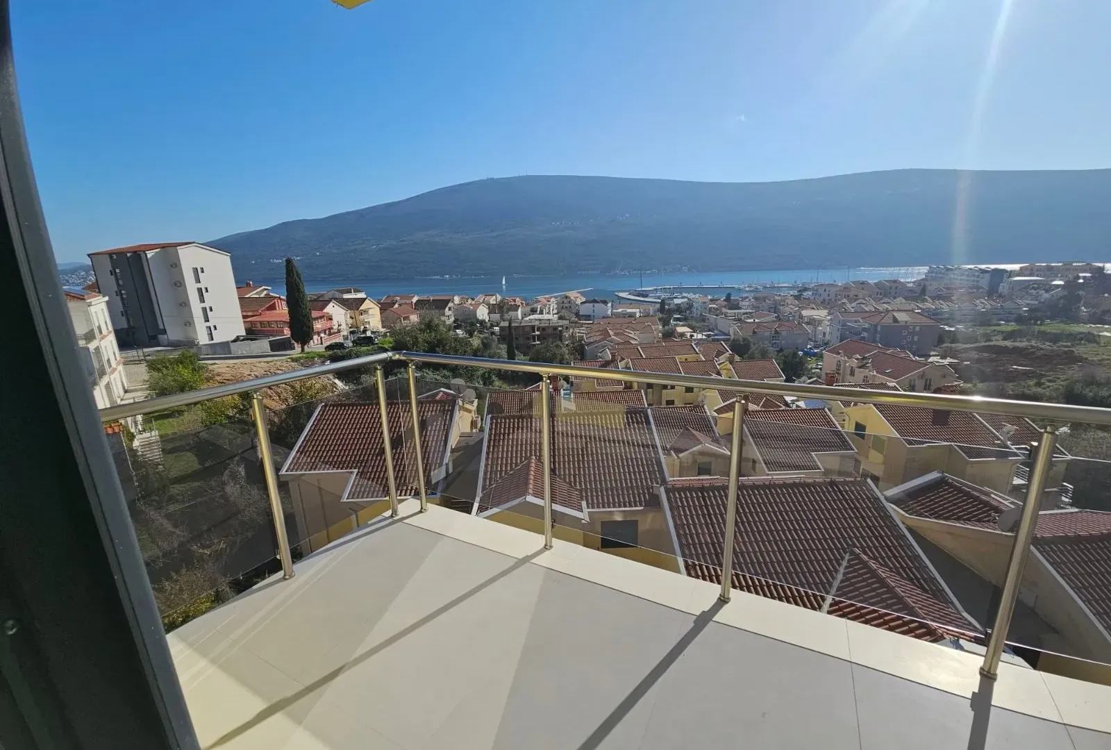 Prodaja, jednosoban stan, 47m², Đenovići, Herceg Novi