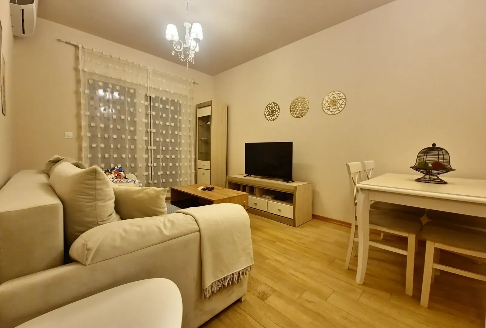 Rent, one bedroom apartment, 49m², Budva, Crna Gora