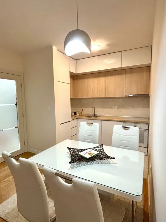 Rent, one bedroom apartment, 49m², Central Point, Podgorica