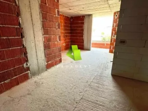 Prodaja, trosoban stan, 65m², Medijana, Niš - image 4