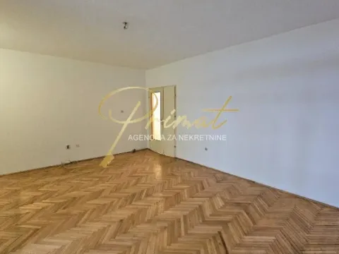 Prodaja, trosoban stan, 84m², Vukov Spomenik, Zvezdara Sve Podlokacije - image 3