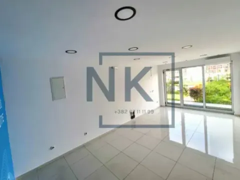 Izdavanje, poslovni prostor, 190m², City Kvart, Podgorica - image 5